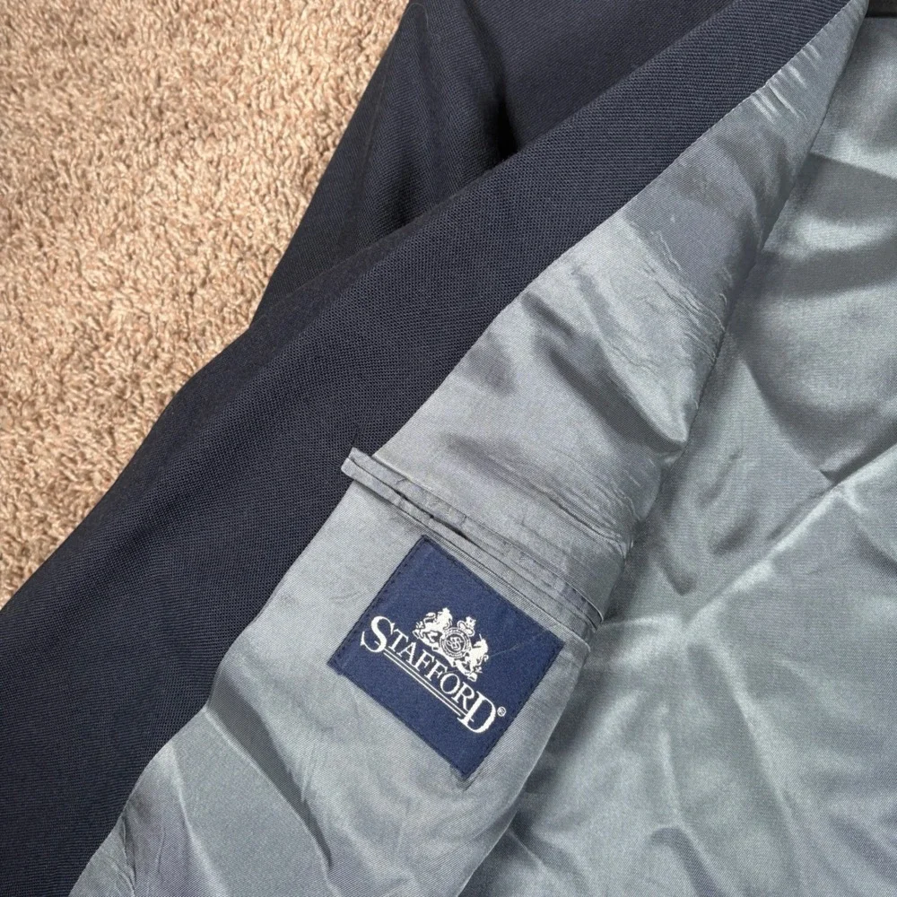 Stafford Mens Navy Blue Worsted Wool Blend Two-Button Blazer Gold‎ Crest Buttons